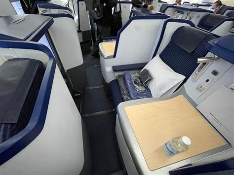 sfo to manila business class|Business Class Flights to Manila (MNL) from $2,948 .